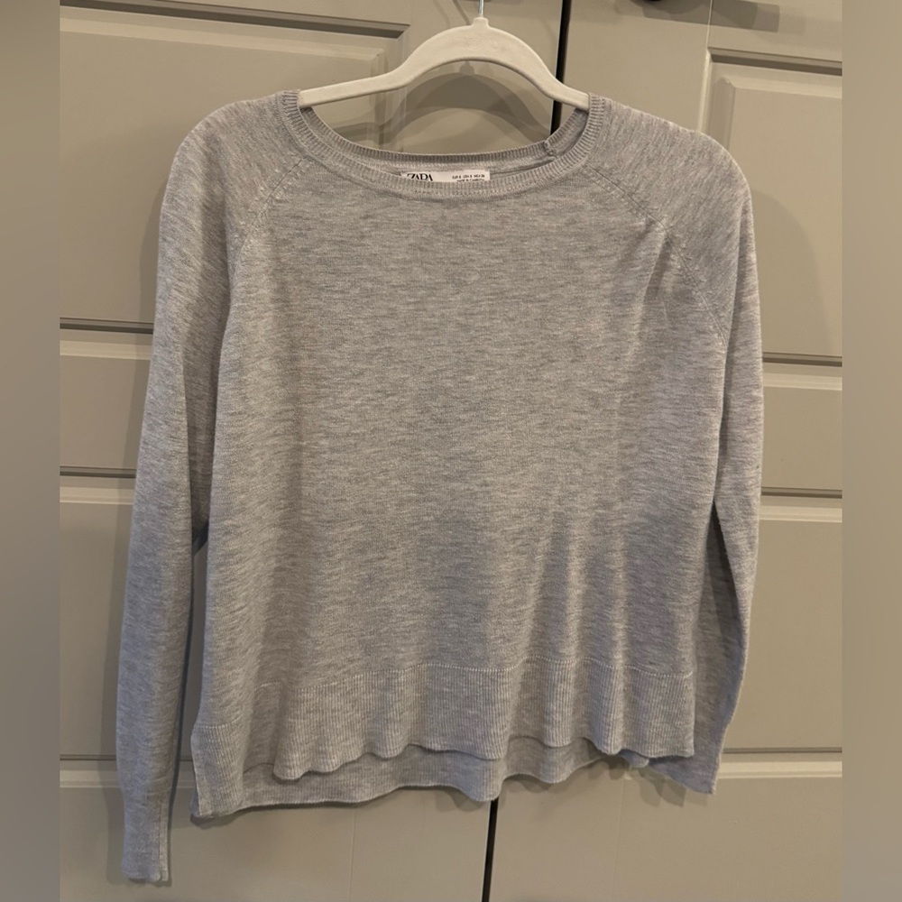 Zara Basic Knit Light Grey Long Sleeve Shirt, Size S